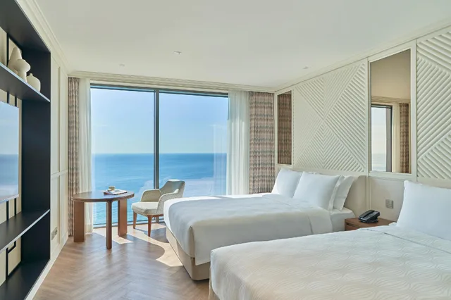 Ocean, Deluxe, Twin Beds، Grand Josun Busan 2/2