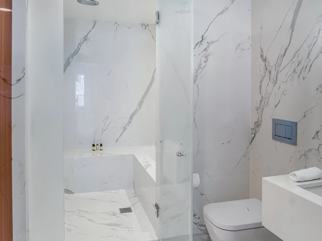 لوفت بسريرين كوين، 33 Hotel, New York City, Seaport 2/2