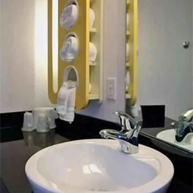 Room, Quadruple, Accessible, Motel6 McKinney, TX - North 8/10