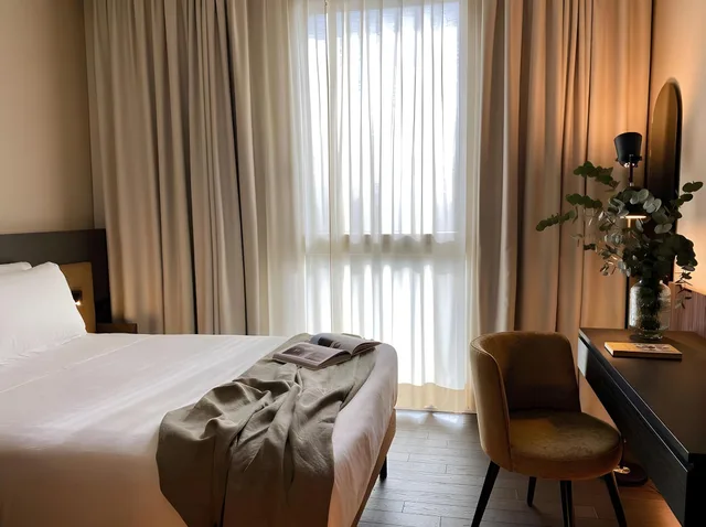 غرفة كلاسيكية، Litta Palace 1/1
