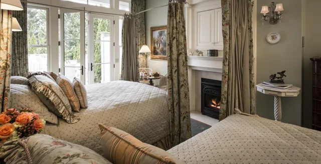 Garden Villa, English، The Chanler at Cliff Walk 2/6