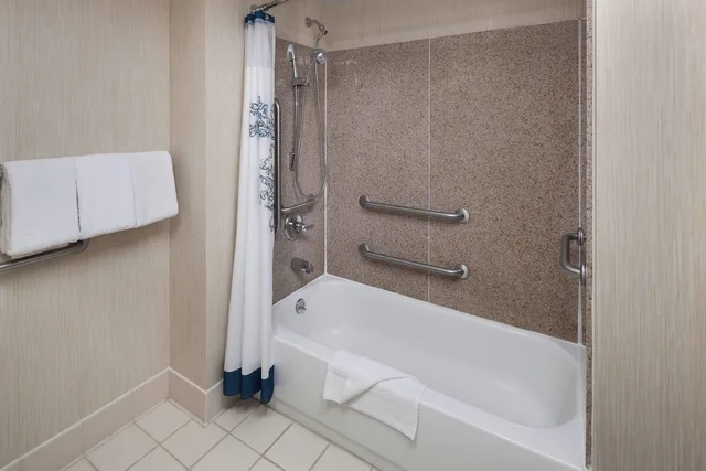 استوديو بسرير كوين مع أريكة، Residence Inn By Marriott Kansas City Country Club Plaza 3/3