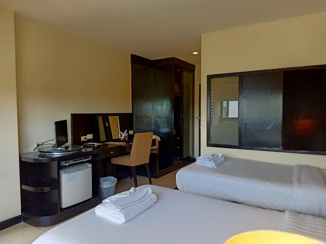 Superior, Double or Twin Bed, Amarin Samui Hotel 4/6