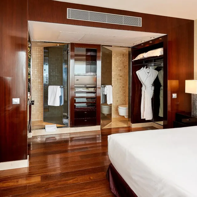 لوفت بانورامي بإطلالة، Hyatt Regency Barcelona Tower 5/10