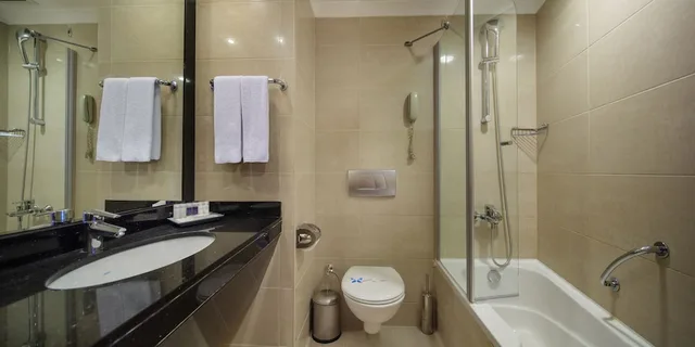 دوبلكس بسريرين منفصلين مع أريكة، Liberty Hotels Lara 2/3