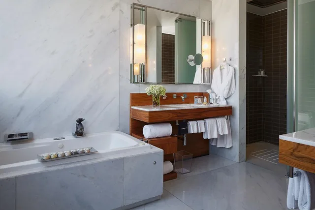 غرفة ديلوكس بسريرين كوين، Las Alcobas A Luxury Collection Hotel Mexico City 3/7