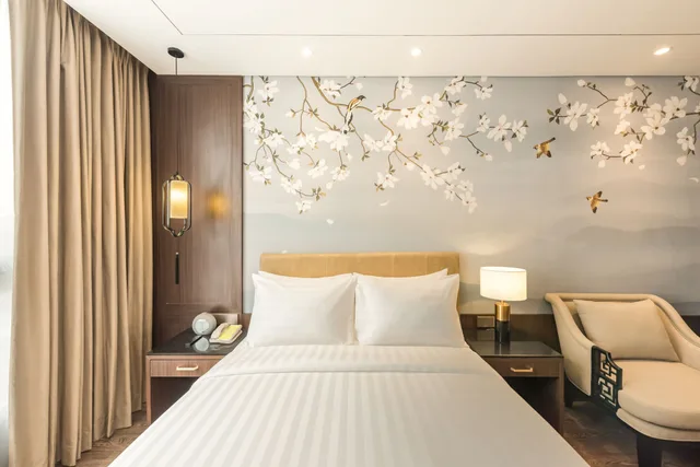 Executive, Queen Bed, Ashley Tang Menteng Jakarta 3/5