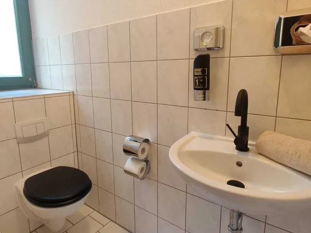 Grand, 4 Rooms, Apartment, 3 Queen Beds, Sofa, Kitchen، Stadthaus By Hentschels Apartments 6/9