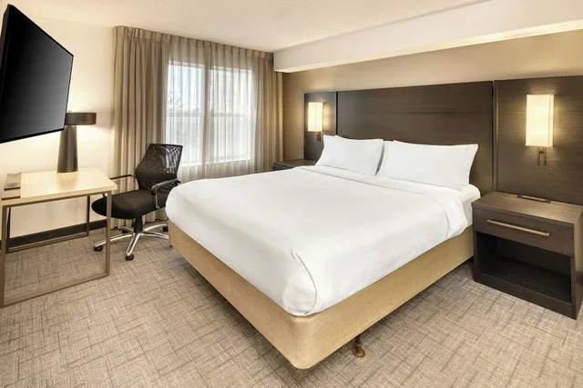جناح بسريرين كوين مع أريكة، Residence Inn By Marriott Whitby 1/5