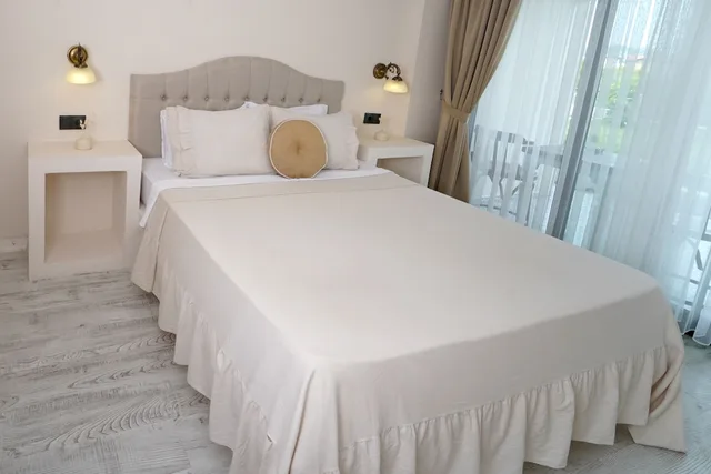 غرفة قياسية بسرير كوين، Cunda Dalyan Otel 3/7