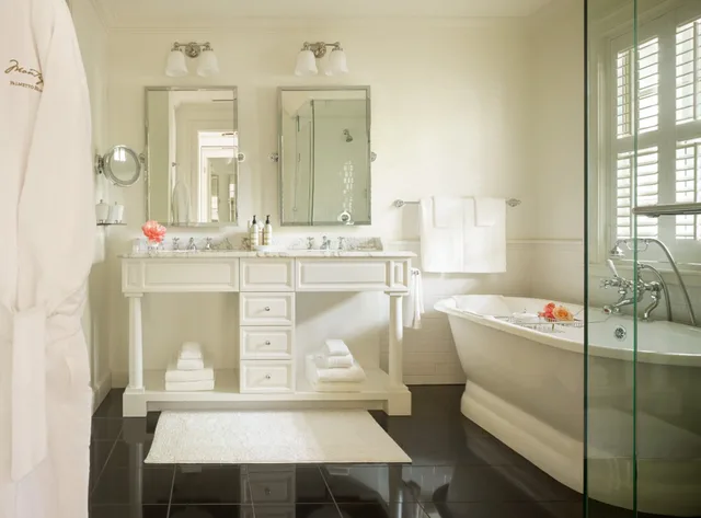 Lagoon, Guest Room, 2 Queen Beds، Montage Palmetto Bluff 2/2