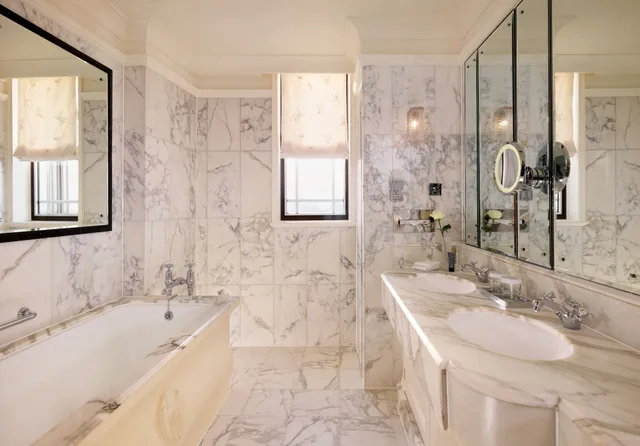 غرفة تنفيذية بسرير كينج، The Dorchester Hotel 6/9