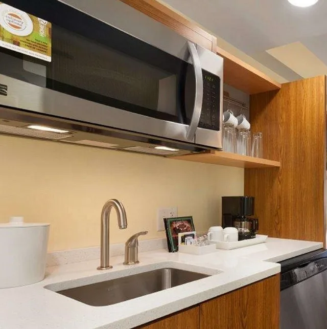 جناح استوديو بسرير كوين لذوي الإعاقة، Home2 Suites By Hilton Champaign / Urbana Il 4/4