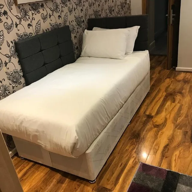 استوديو مريح ثلاثي بسرير مزدوج وسرير فردي، Msk Hotel 82 London 3/9