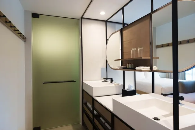غرفة بسرير مزدوج، Renaissance New York Flushing Hotel at Tangram 3/6