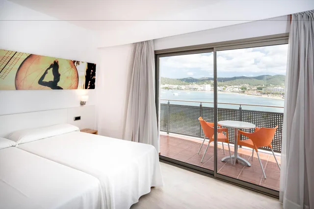 غرفة سوبيريور بسرير مزدوج بإطلالة على البحر، THB Ocean Beach - Adults Only 2/4