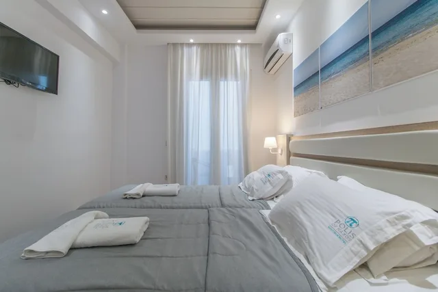 غرفة سوبيريور بسرير كوين، Polis of Naxos 1/10