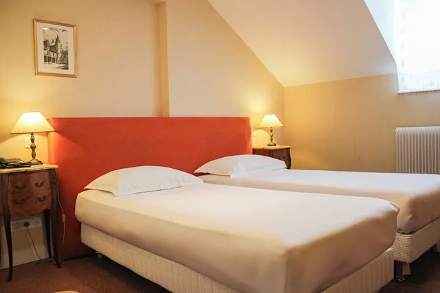 غرفة كومفورت بسريرين منفصلين، Hôtel La Villa Fleurie 2/8