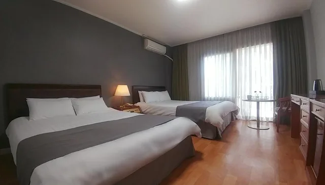 غرفة قياسية رباعية، Pearl Hotel Jeju 6/9