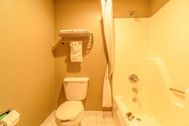 Suite - King Bed Non - Smoking، Ark Suites By OYO Jonesboro I-555 4/7