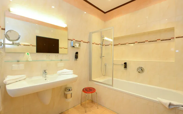 شقة كبيرة مع سرير سحّاب إضافي مع أريكة، Stolls Hotel Alpina 9/10