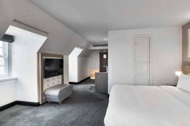 غرفة سوبيريور بسرير كينج، Radisson Blu Hotel, Edinburgh City Centre 1/8