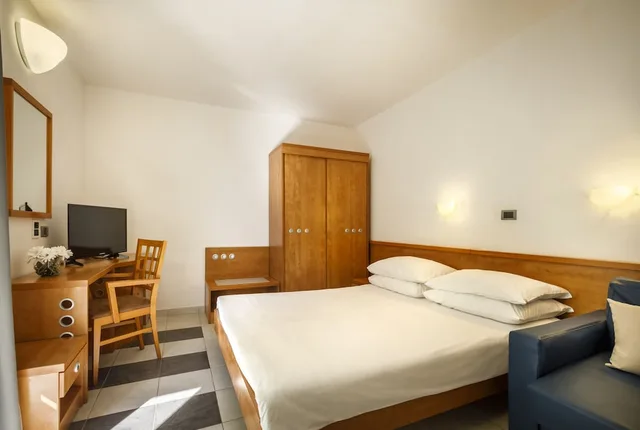 استوديو بسرير كوين مع أريكة، Maistra Select Amarin Resort 2/4