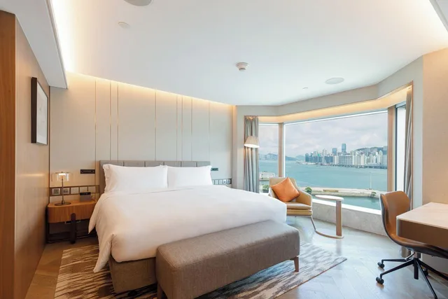 Epic, Club Lounge Access، New World Millennium Hong Kong 1/2
