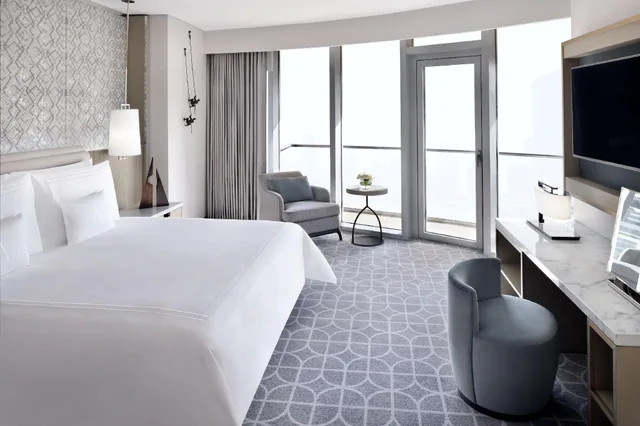 Premier Room, Kempinski Central Avenue Dubai 2/2