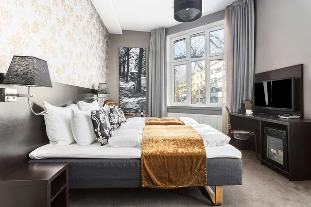 غرفة قياسية بسرير كينج، Saga Hotel Oslo, WorldHotels Crafted 2/5