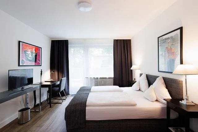 غرفة سوبيريور بسرير كوين بإطلالة على الفناء، Hotel Nymphenburg City 3/10