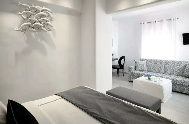 White, Family, Balcony، Kalisti Hotel And Suites 3/7