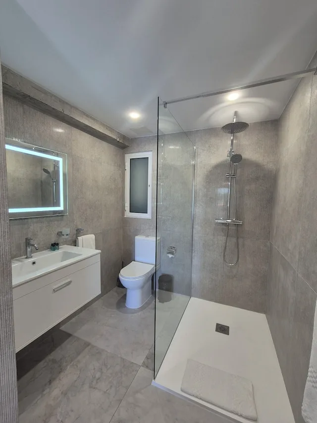 جناح استوديو بإطلالة على البحر، The Londoner Hotel Sliema 1/1