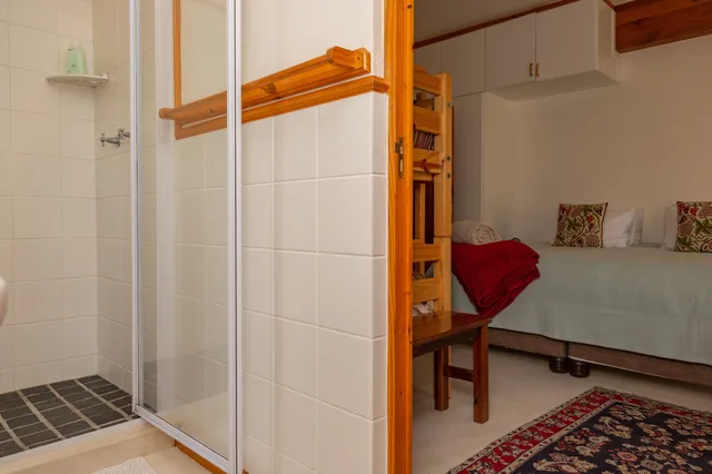 غرفة عائلية في الطابق الأرضي، 10 Alexander B&B 4/4