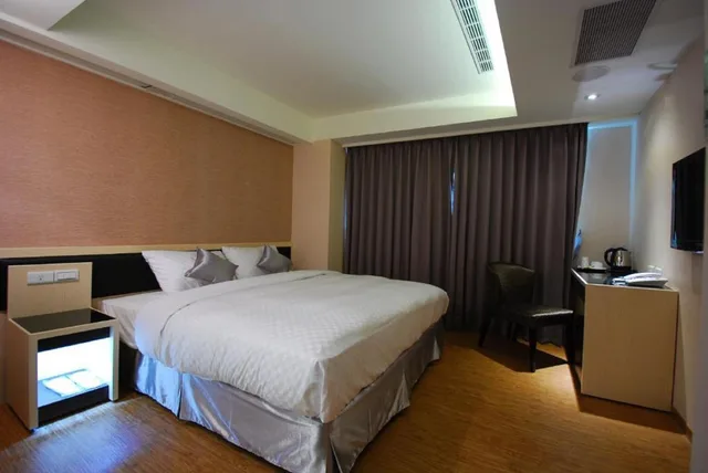 Fashion, Double Bed، Shin Shin Hotel 2/4