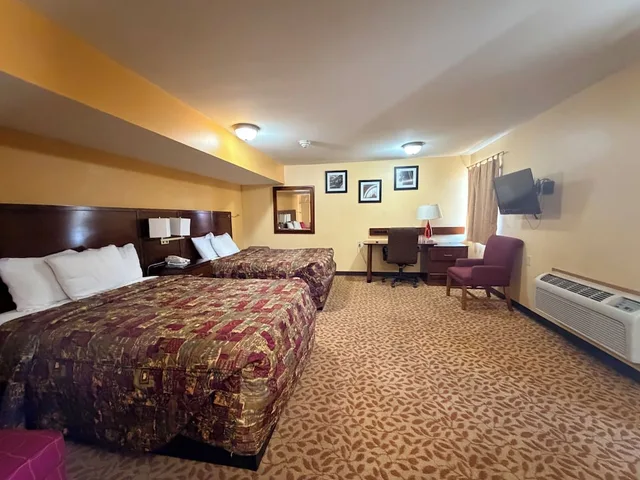 غرفة بسريرين مزدوجين، Regal Inn Coffeyville KS US 169 2/5