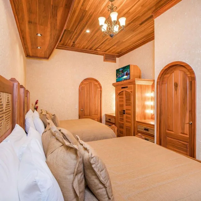 3 Bedrooms, Premier, Suite, The Springs Resort And Spa At Arenal 8/10