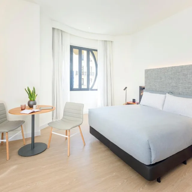 Studio, King Bed, INNSIDE by Meliá Madrid Gran Vía 2/5