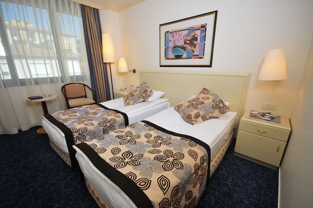 غرفة قياسية، Class Hotel 1/4