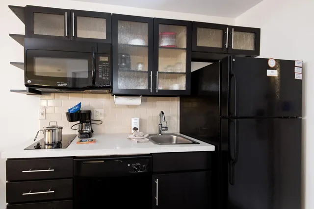 جناح بسرير كوين، Candlewood Suites Greeley 3/3