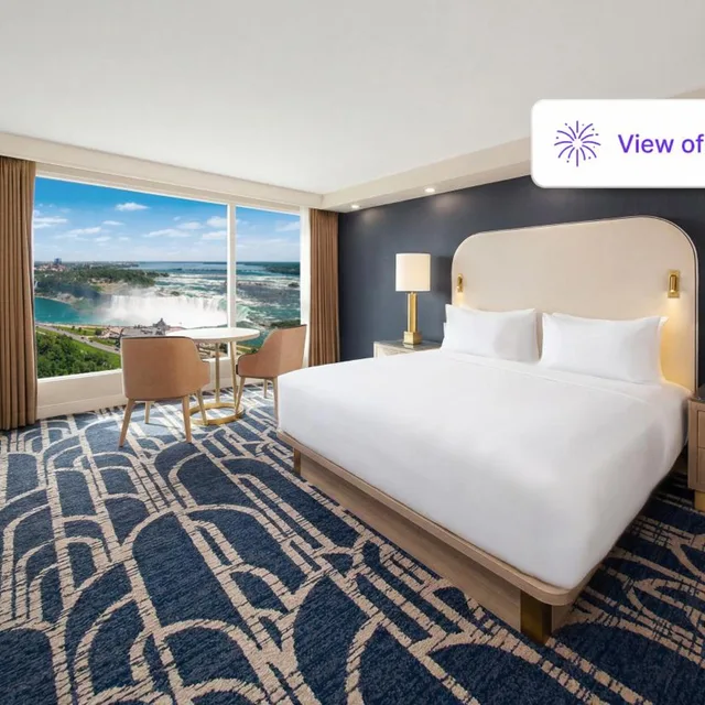 2 Rooms, Premium, Suite, King Bed, Falls View, Sofa، Embassy Suites By Hilton Niagara Falls Fallsview 1/2