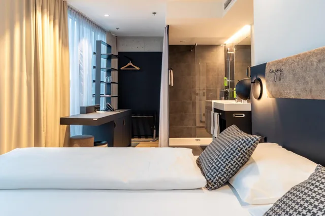 غرفة بسرير مزدوج في طابق مرتفع، Arte Hotel Salzburg 3/10