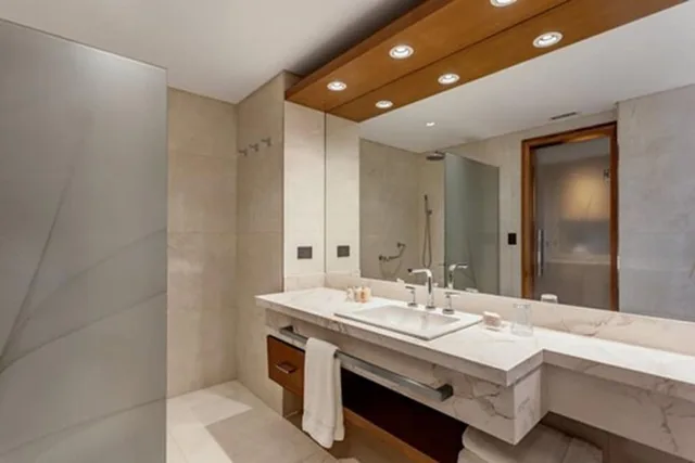 غرفة ديلوكس بسريرين منفصلين بغرفة نوم واحدة، Spa Republica Hotel 5/6