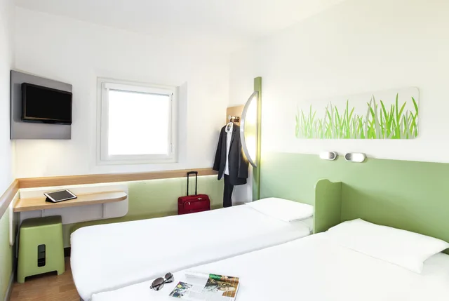 غرفة بسريرين منفصلين، Ibis Budget London Hounslow 5/10