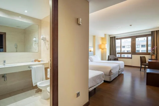 Room, Double Bed, with Child Extra Bed، COIA 4/5