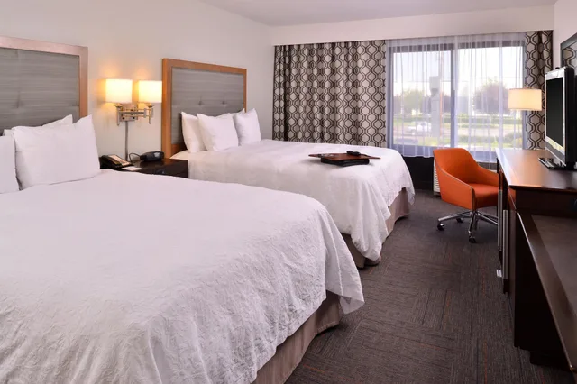 Standard, 2 Double Beds, Hampton Inn Portland East 3/10