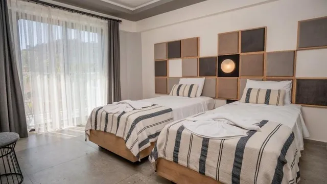 غرفة ديلوكس بسرير مزدوج أو سريرين منفصلين، Blue Star Hotel 1/3