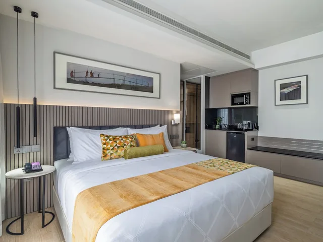 غرفة ديلوكس بسرير كينج، W Residence Living 6/9
