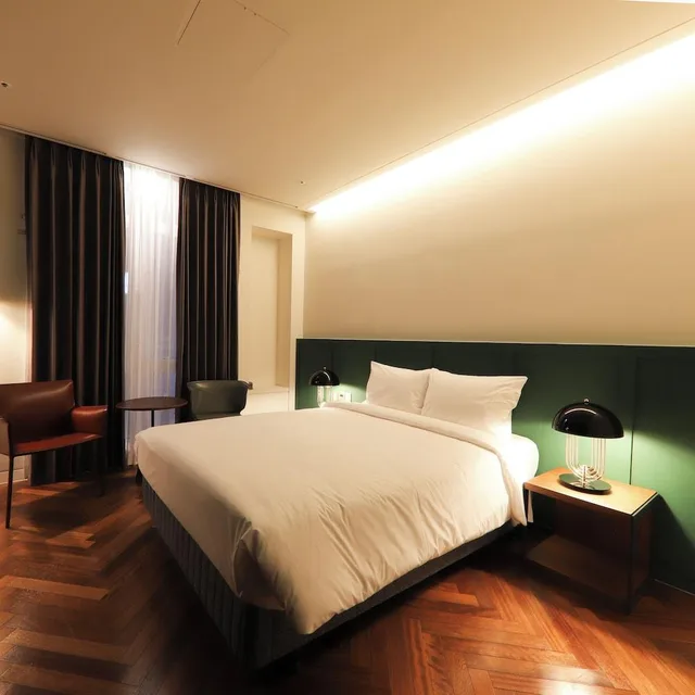 غرفة بريميير بسرير كوين، Le Seoul Hotel 1/4