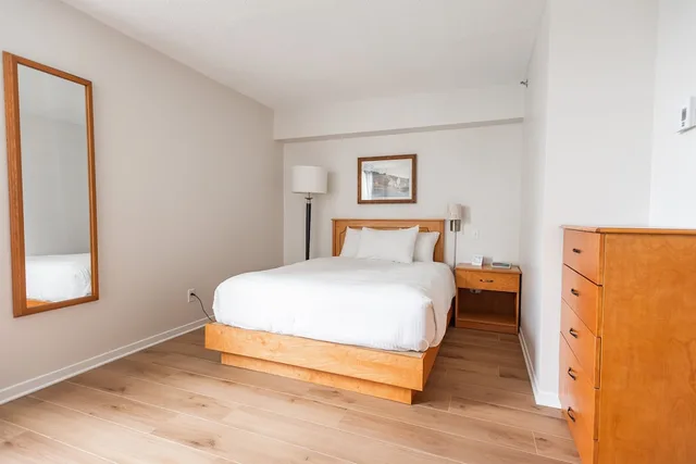 غرفة قياسية بسرير كوين، Les Suites Labelle 7/10